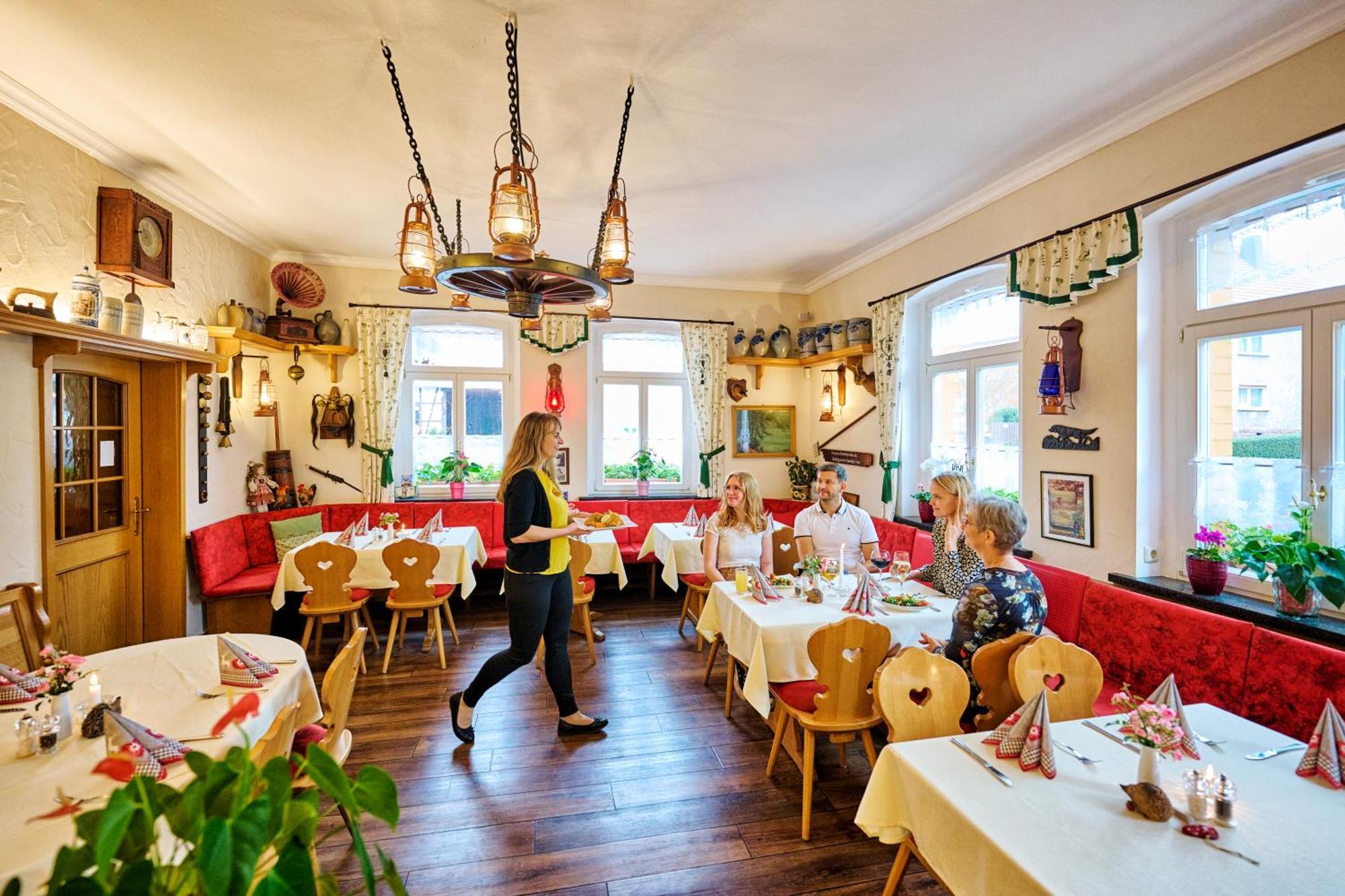 Landhotel Zur Gruenen Kutte Bernshausen Kültér fotó